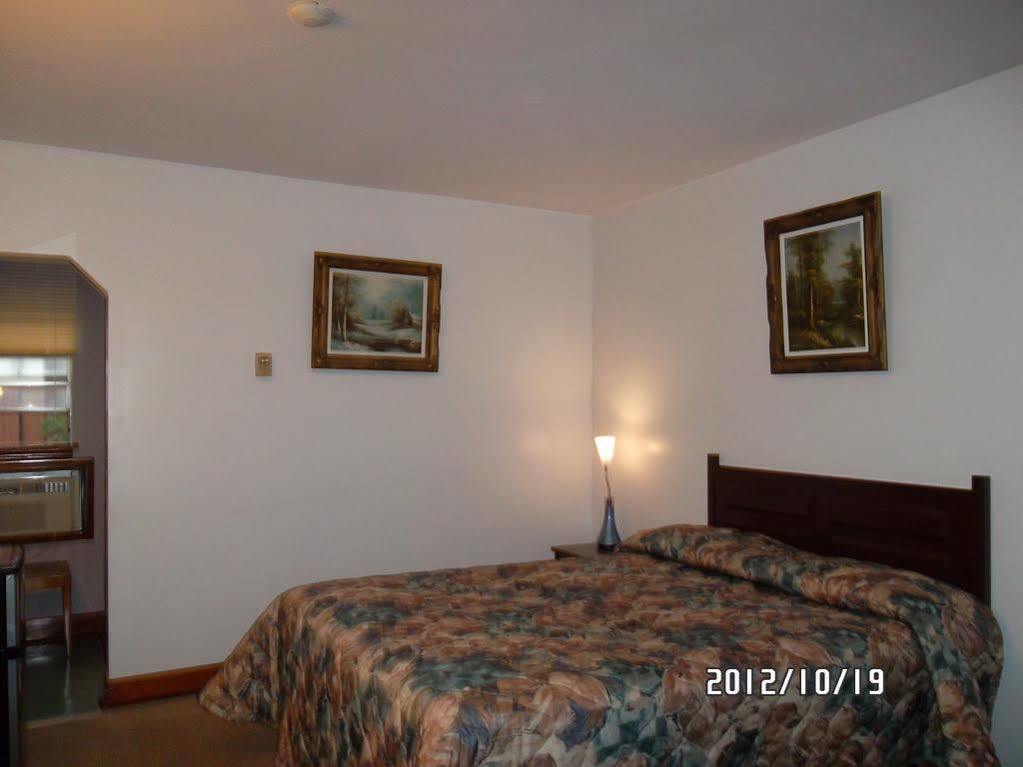 Haven Motel Форт-Ері Екстер'єр фото